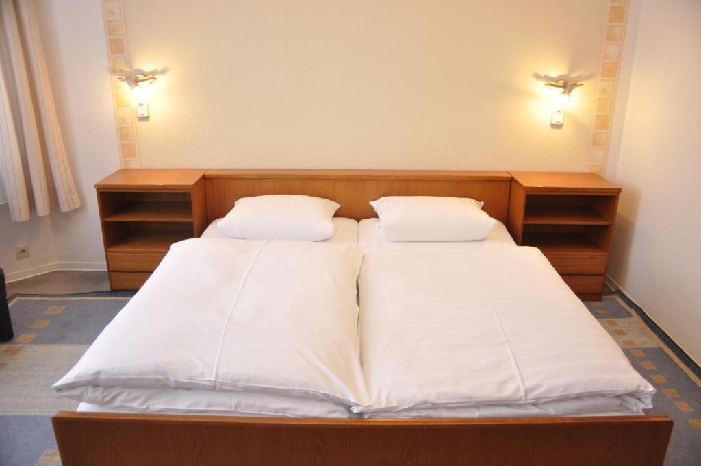 Hotel Heimfeld - Retro Design ฮัมบูร์ก ภายนอก รูปภาพ