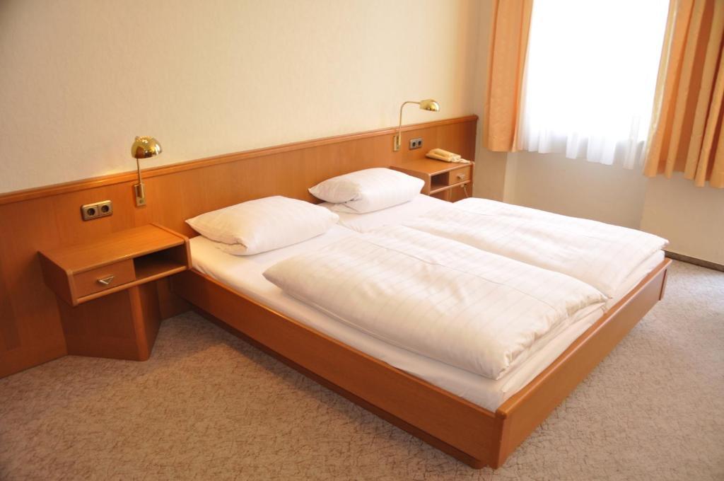 Hotel Heimfeld - Retro Design ฮัมบูร์ก ภายนอก รูปภาพ